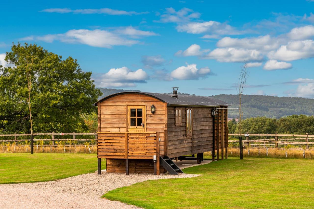 Ashwood Shepherd Hut -Ockeridge Rural Retreats Apartment วุร์สเตอร์ ภายนอก รูปภาพ