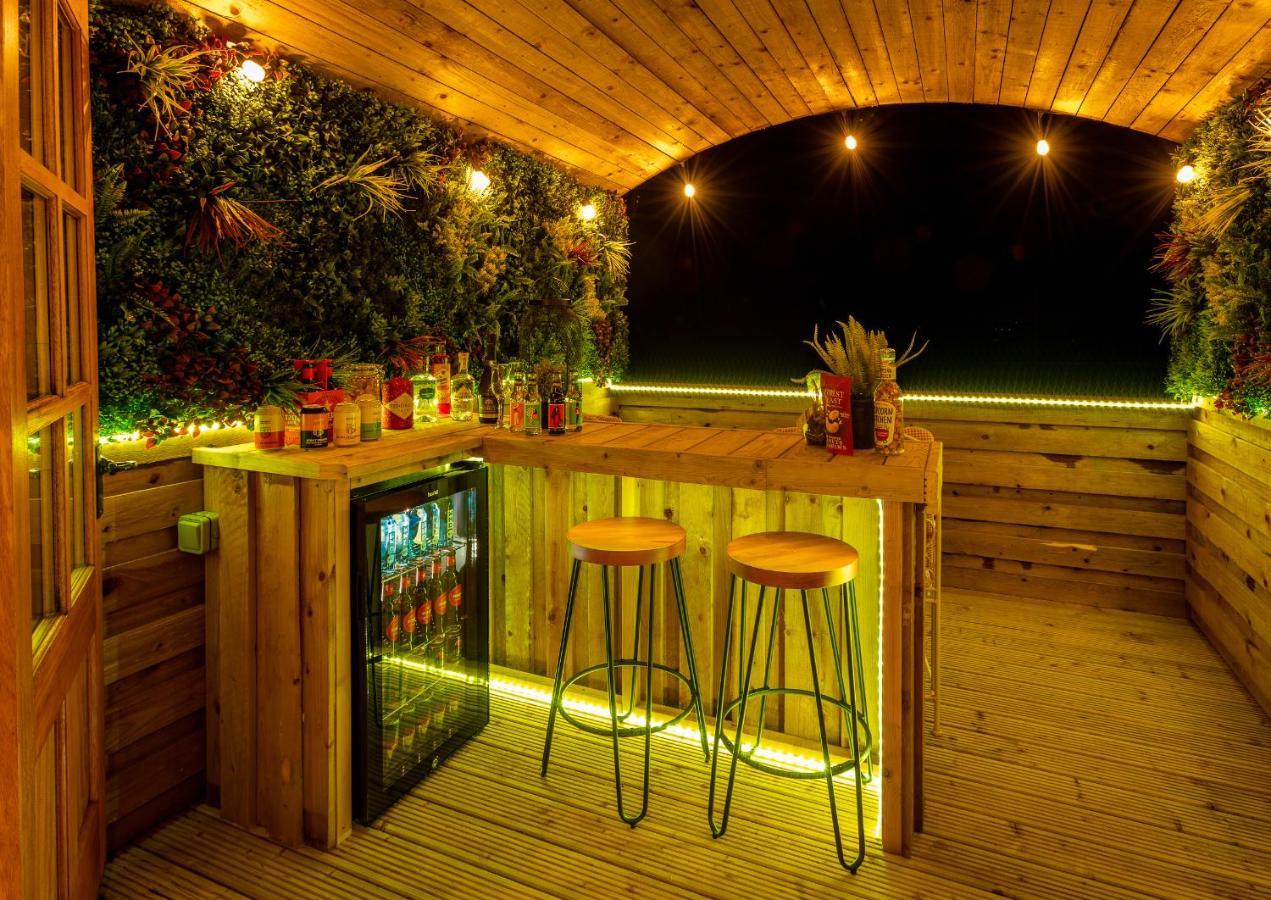 Ashwood Shepherd Hut -Ockeridge Rural Retreats Apartment วุร์สเตอร์ ภายนอก รูปภาพ